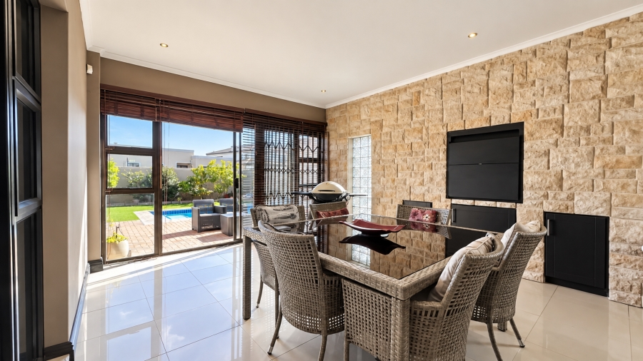 4 Bedroom Property for Sale in Parklands Western Cape
